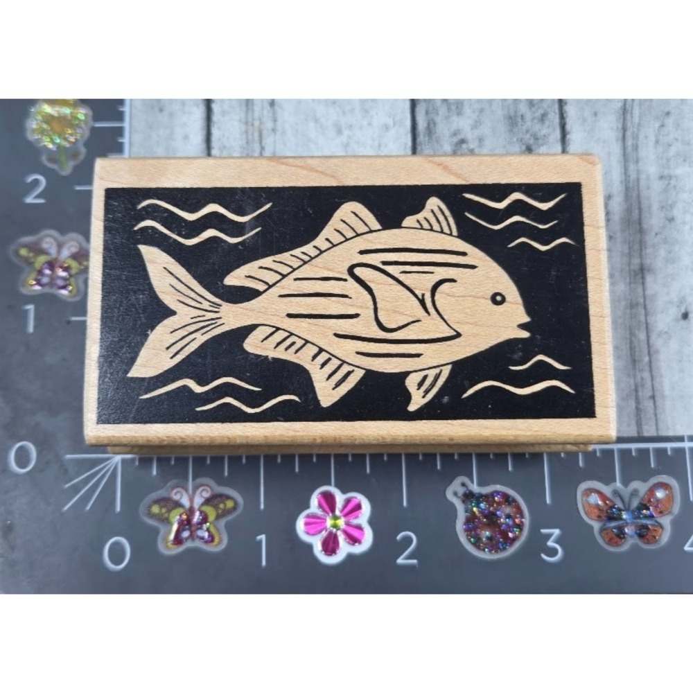Great Impressions Fish Etched Water E119 Rubber Stamp Wood #Q50